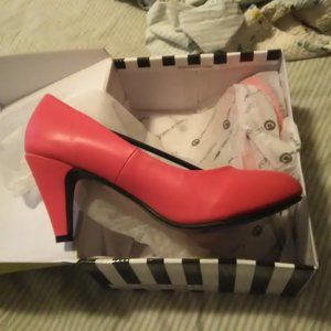 Red Leather Heels (marked 7.5, fits like 8.5)